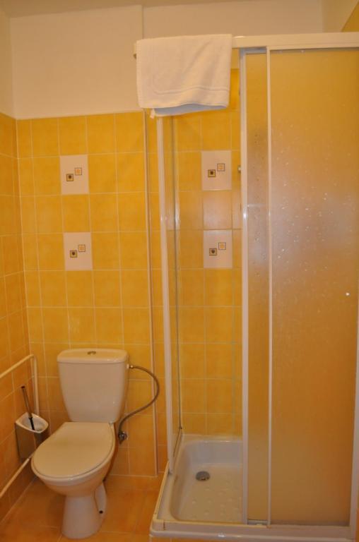 Trenčín Sport Hotel Ostrov الغرفة الصورة