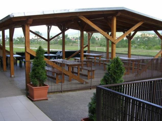 Trenčín Sport Hotel Ostrov المظهر الخارجي الصورة